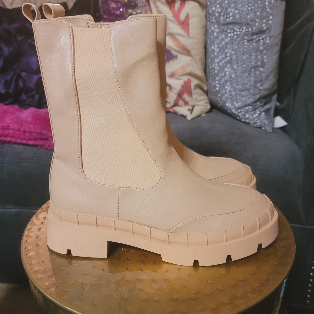 Nude boots - Picture 2 of 4